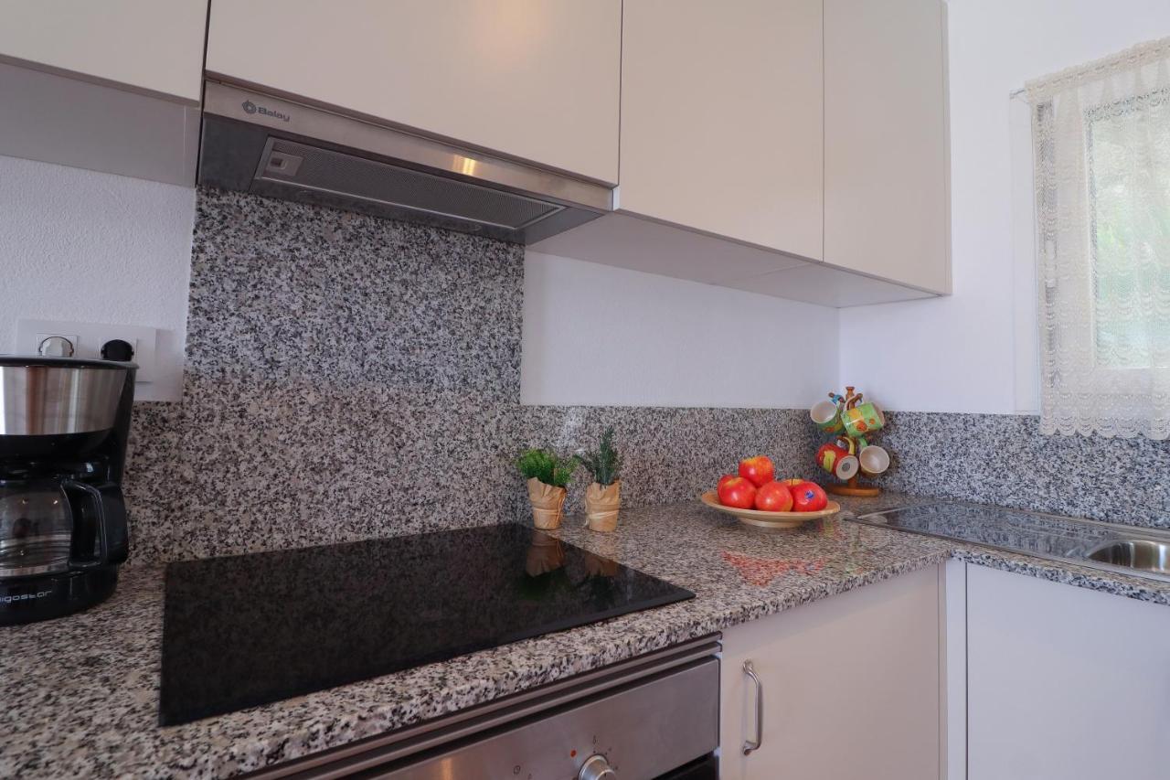 Belvedere, Family-Friendly, Nice, First-Line Apartment With Stunning Beach And Sea Views,Ac Аренал д'ен Кастел Екстериор снимка